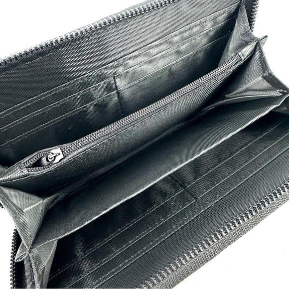 XOXO Wallet Blush Pink Hearts Zip Around Accordion Clutch Brand New - Picture 5 of 8